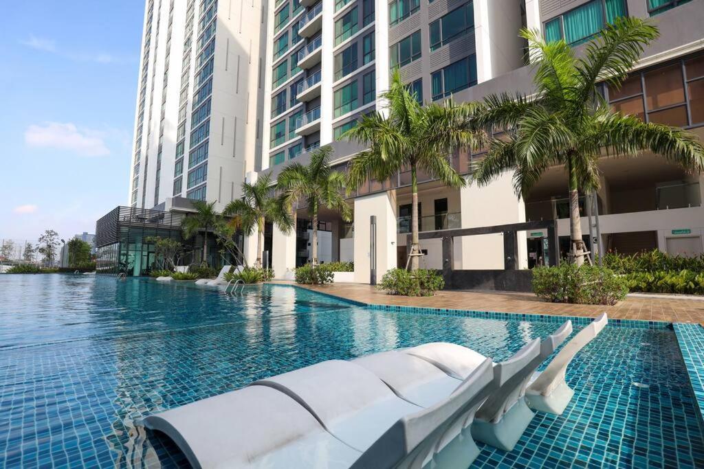 Elegant Homes 9Pax 5Bed Sunway Pyramid-Lagoon 2 Car Park Petaling Jaya Luaran gambar